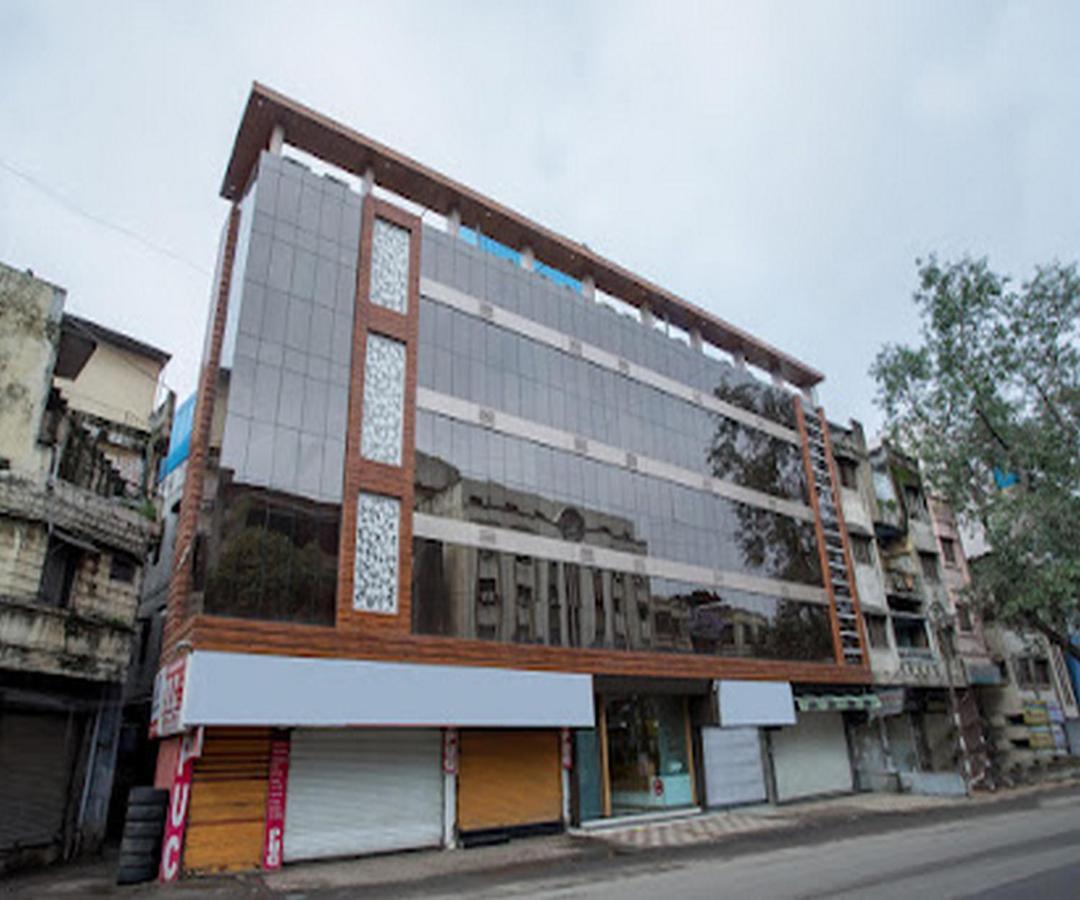 Cherrystay Kiran Inn อินดอร์ ภายนอก รูปภาพ