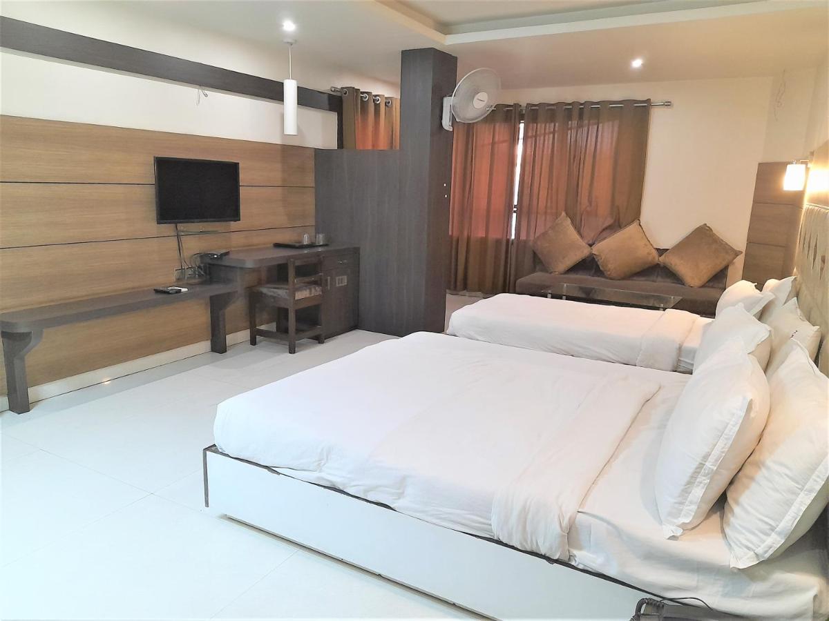 Cherrystay Kiran Inn อินดอร์ ภายนอก รูปภาพ